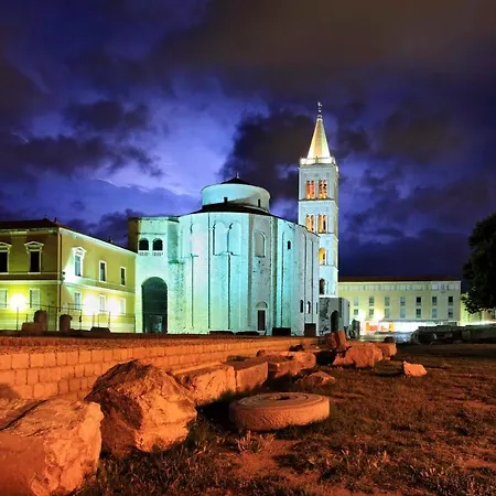 Kuki With Balcony Zadar