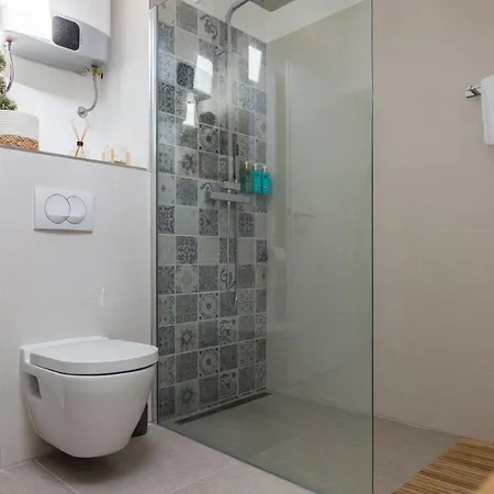 Kuki With Balcony Lejlighed