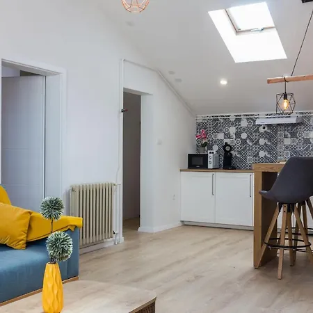 Kuki With Balcony Zadar