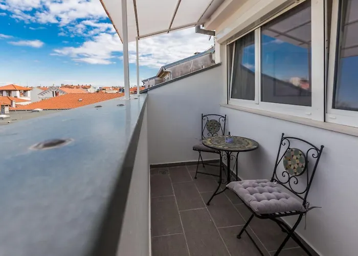 Kuki With Balcony Apartmán